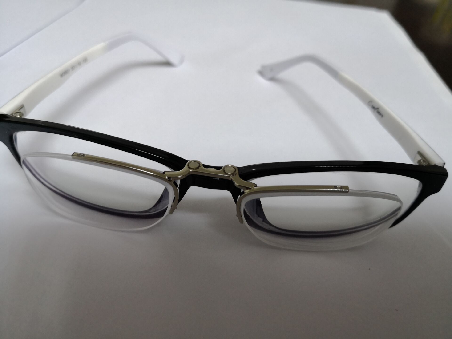 復合三用眼鏡,復合眼鏡,防近視,視力養護,三用眼鏡“高品質的生活，勿望孩子的護眼項目